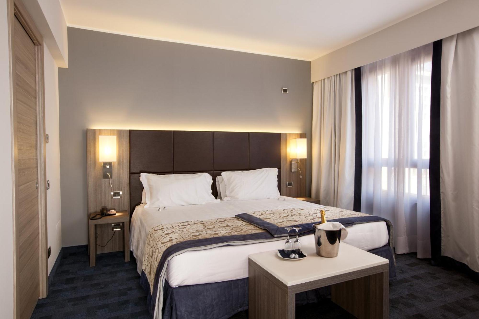 Best Western Plus Borgolecco Hotel Arcore Exteriör bild